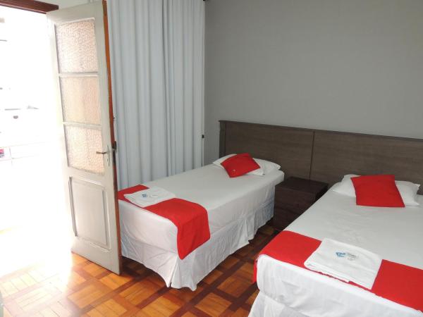 Hotel Gontijo Belo Horizonte - Próximo a Rodoviária e Praça Sete : photo 4 de la chambre chambre lits jumeaux avec balcon