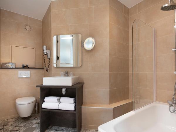 Hôtel Vaneau Saint Germain : photo 1 de la chambre chambre double classique