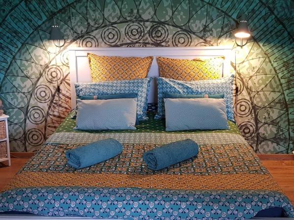 Aux murmures de la nature B&B : photo 5 de la chambre chambre double avec terrasse