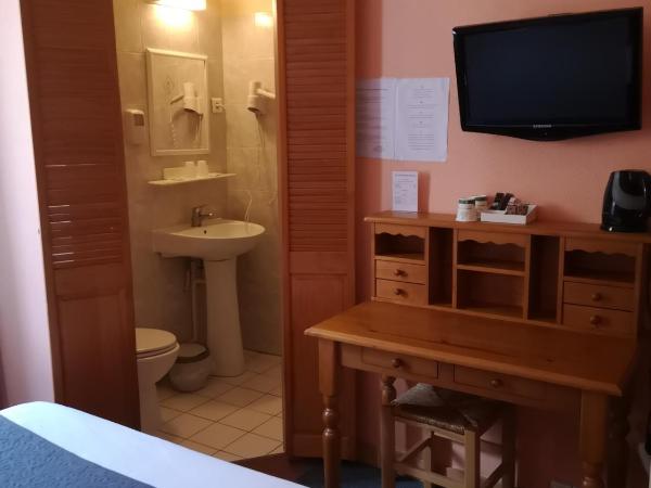 Hôtel Le Memphis : photo 6 de la chambre chambre double standard