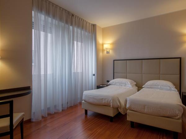 Hotel Ariston : photo 2 de la chambre chambre triple