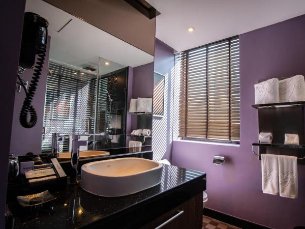 The Continent Hotel Sukhumvit - Asok BTS Bangkok by Compass Hospitality : photo 9 de la chambre chambre double sky lounge