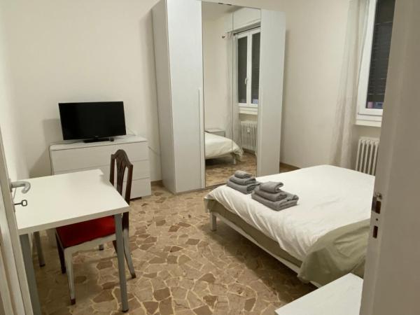 Francioni Palace : photo 3 de la chambre chambre double standard avec salle de bains commune