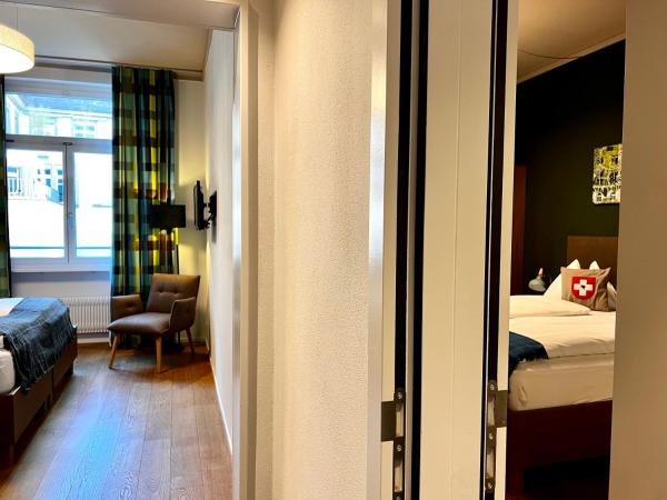 Hotel Bären am Bundesplatz : photo 3 de la chambre chambre familiale