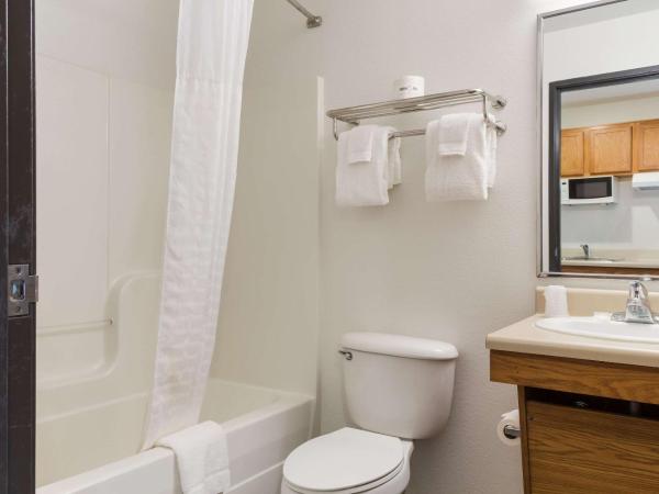 WoodSpring Suites Houston I-45 Airtex : photo 5 de la chambre studio