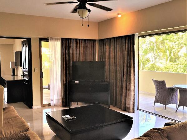 Barceló Puerto Vallarta - All Inclusive : photo 3 de la chambre suite principale Étage premium - vue sur mer