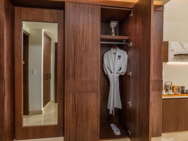 Camino Real Mérida : photo 9 de la chambre hébergement lit king-size camino real club