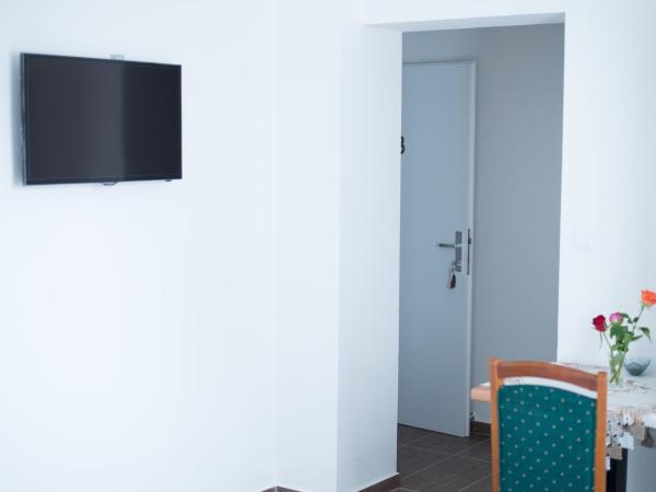 Cáfe 168 : photo 5 de la chambre chambre lits jumeaux