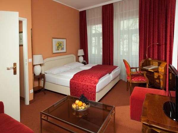 Hotel Vier Jahreszeiten Salzburg : photo 1 de la chambre chambre double