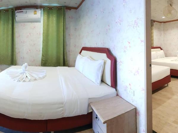 Golden Dragon Kanchanaburi : photo 2 de la chambre villa 2 chambres :