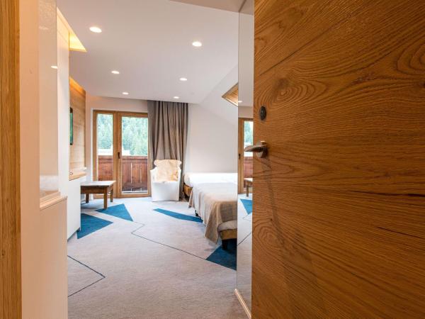 Best Western Chalet les Saytels : photo 1 de la chambre chambre triple privilège - vue sur montagne