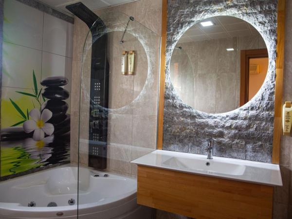 Emirtimes Hotel Kadıköy : photo 2 de la chambre suite junior