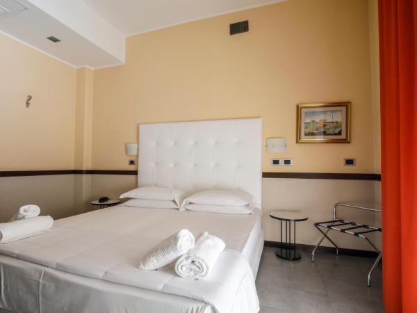 Hotel Derby : photo 7 de la chambre chambre double ou lits jumeaux avec balcon