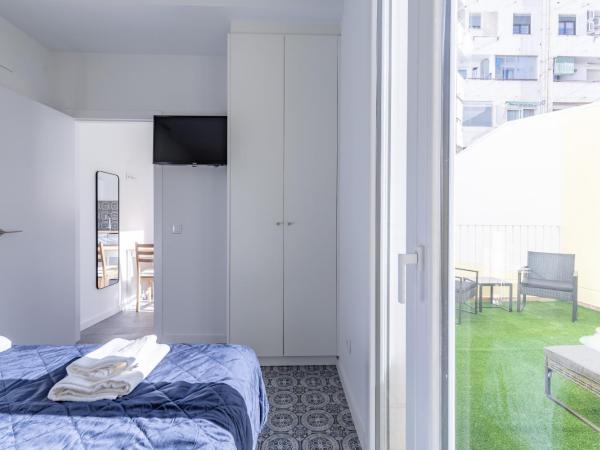 Marvellous Apt with a Large Private Terrace : photo 6 de la chambre appartement avec terrasse