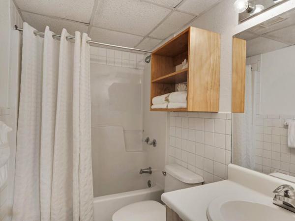 Ramada by Wyndham Panama City Beach / Beachfront : photo 2 de la chambre suite studio avec 2 lits doubles - vue sur plage - non-fumeurs