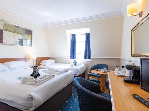 The Caledonian Tower Hotel : photo 3 de la chambre chambre familiale