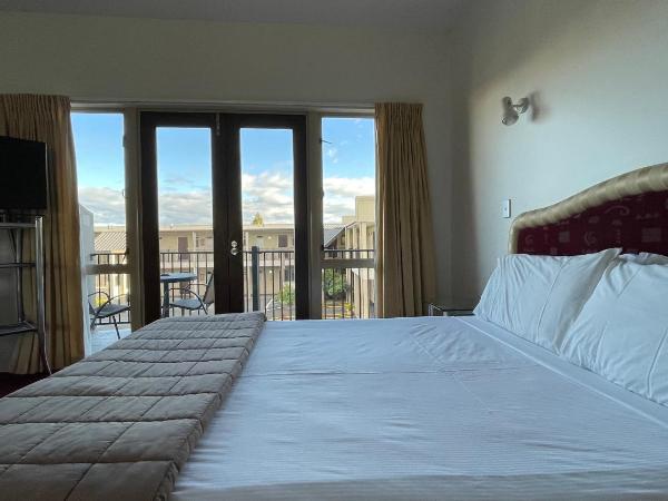 Chantillys Motor Lodge : photo 4 de la chambre studio lit queen-size