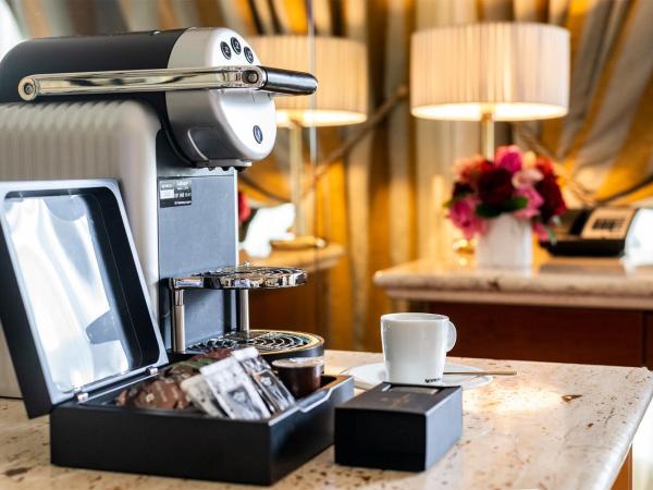 Villa Principe Leopoldo : photo 9 de la chambre suite signature avec balcon et accès privatif au spa - côté lac