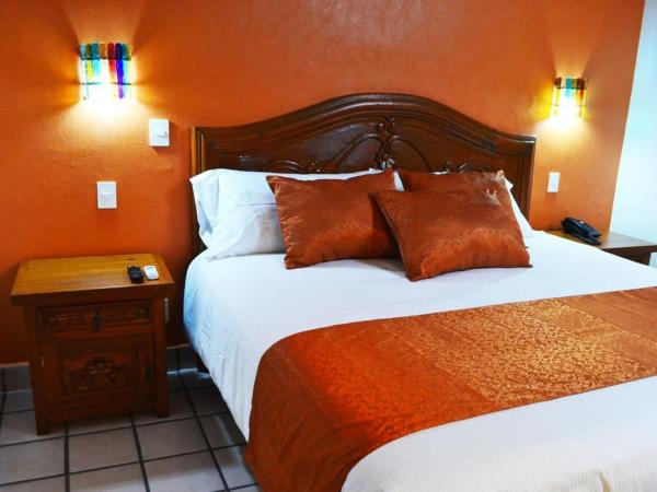 Hotel Rinconada de Cortes : photo 5 de la chambre chambre lit king-size