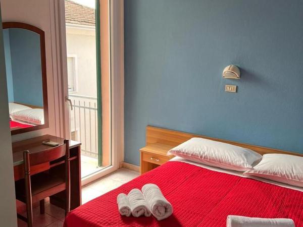 Hotel Villa Cristina : photo 2 de la chambre chambre double standard avec balcon 