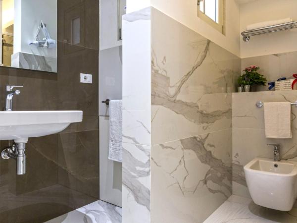 Corinzia Casa Vacanze : photo 4 de la chambre appartement