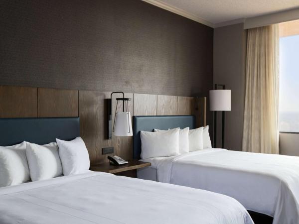 Sonesta Nashville Airport : photo 1 de la chambre chambre de luxe 2 lits queen-size