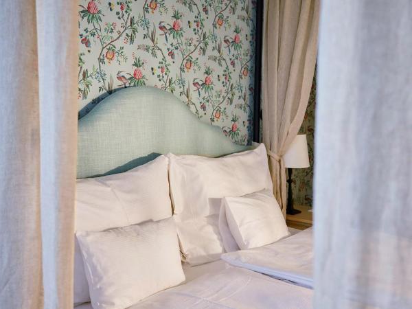 Château Gütsch : photo 1 de la chambre chambre double supérieure orangerie - vue sur lac