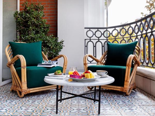 BLESS Hotel Madrid - The Leading Hotels of the World : photo 5 de la chambre suite avec terrasse - vue sur velázquez