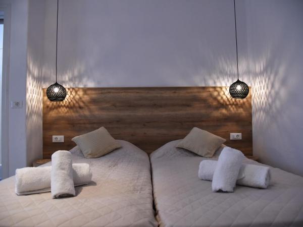 Katerina View : photo 2 de la chambre chambre double avec terrasse