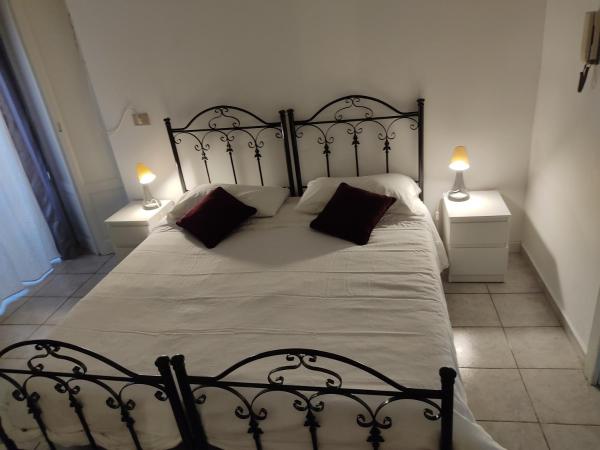 Crispi Accomodation : photo 5 de la chambre grande chambre double ou lits jumeaux