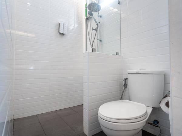 The Nimman Hotel - SHA Plus : photo 5 de la chambre petite chambre double