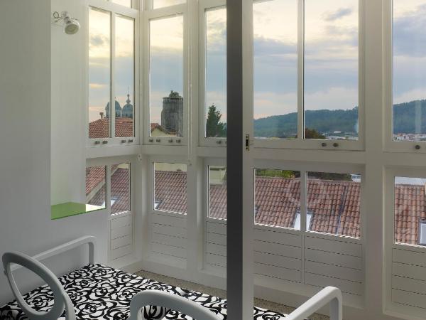 Moure Hotel : photo 5 de la chambre chambre double supérieure avec baignoire