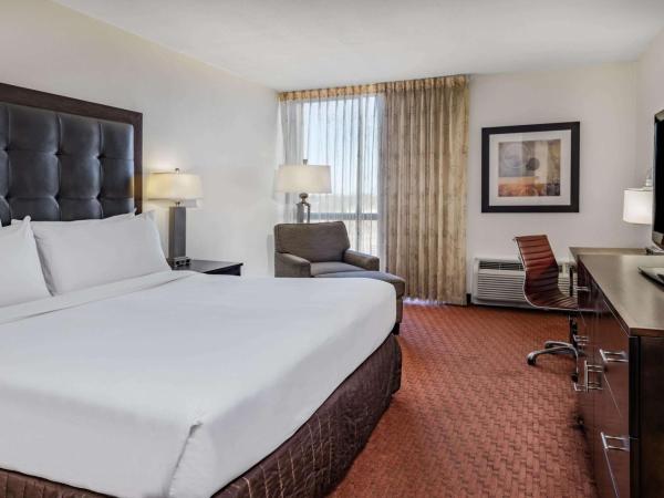 Wyndham Sacramento : photo 4 de la chambre suite lit king-size deluxe - non-fumeurs