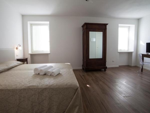 Agriturismo Corte Rondinella : photo 2 de la chambre chambre deluxe double ou lits jumeaux