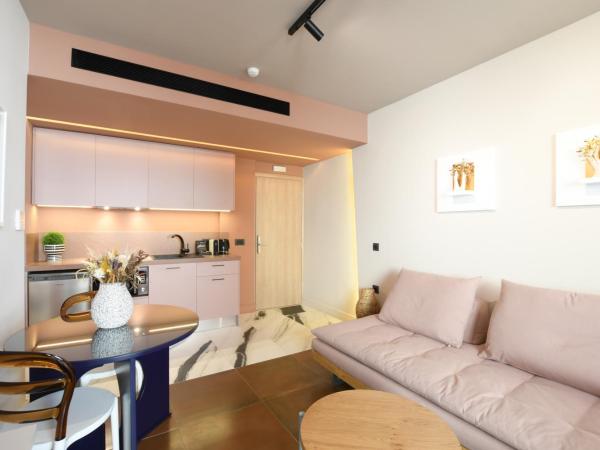 Pavo Art Hotel : photo 2 de la chambre suite quadruple 1 chambre de luxe