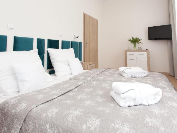 Sanatorium Willa Fortuna : photo 1 de la chambre chambre double deluxe avec balcon