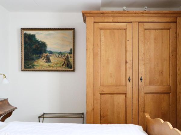 Hotel & Restaurant Sternen Köniz bei Bern : photo 1 de la chambre suite