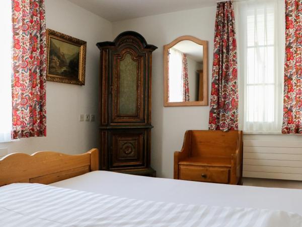 Hotel & Restaurant Sternen Köniz bei Bern : photo 10 de la chambre suite