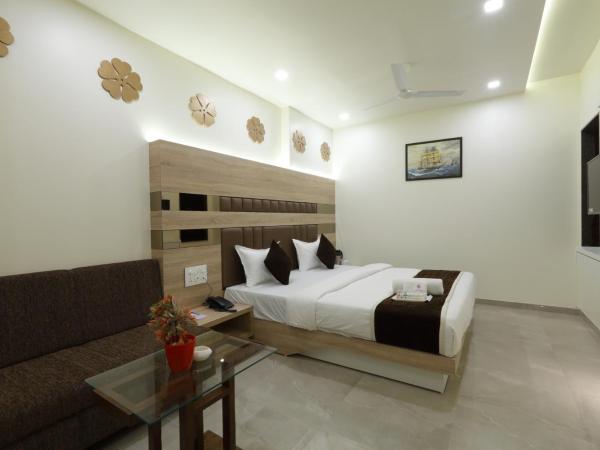 Hotel Alka Inn : photo 1 de la chambre chambre lit king-size supérieure