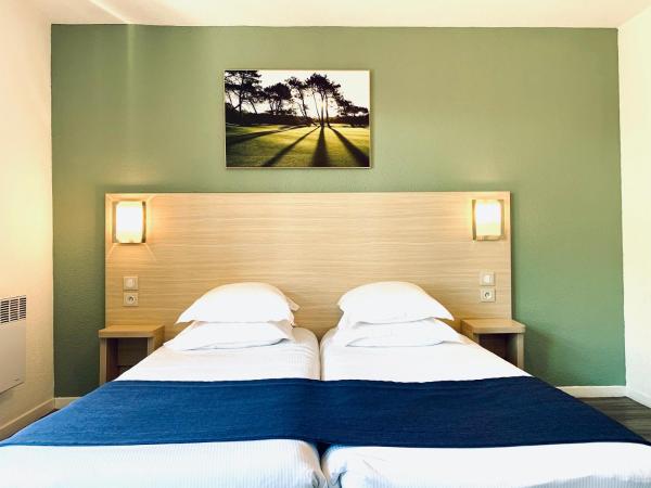 Hippotel : photo 7 de la chambre studio avec lits jumeaux