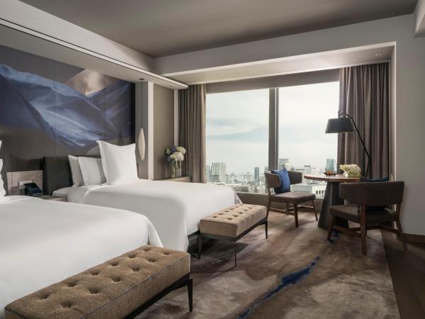 Four Seasons Hotel Tokyo at Otemachi : photo 1 de la chambre chambre double deluxe - vue sur jardin impérial