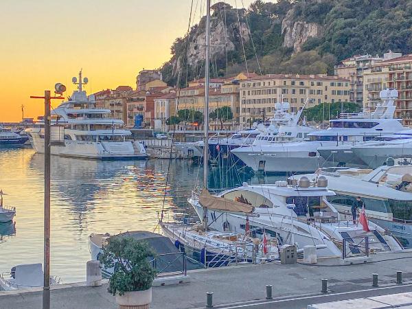 City Résidence Nice : photo 10 de la chambre studio