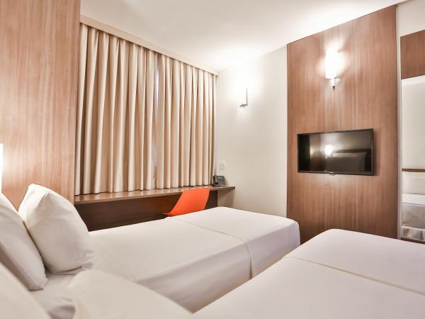 San Diego Express Barro Preto : photo 4 de la chambre chambre lits jumeaux standard