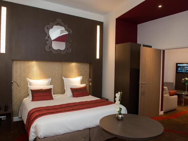 Hôtel François Premier Cognac Centre : photo 3 de la chambre suite prestige (4 adultes)