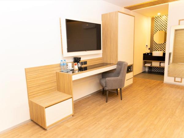 Hotel Plaza by Kavia : photo 9 de la chambre chambre double standard avec 2 lits doubles