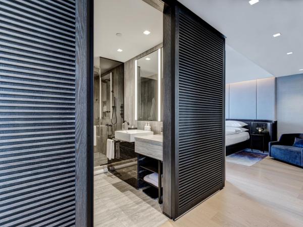 Equinox Hotel Hudson Yards New York City : photo 3 de la chambre suite d'angle 1 chambre deluxe avec 1 lit king-size - vue sur ville