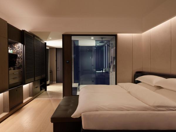 Equinox Hotel Hudson Yards New York City : photo 3 de la chambre chambre deluxe avec 1 lit king-size - vue sur the vessel
