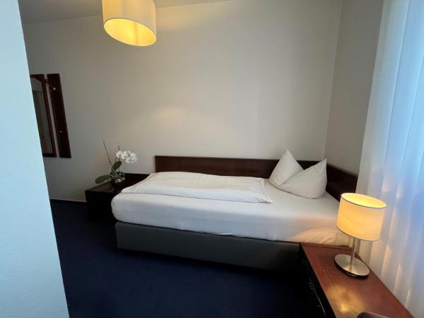 Hotel Garni Geisler : photo 2 de la chambre petite chambre simple