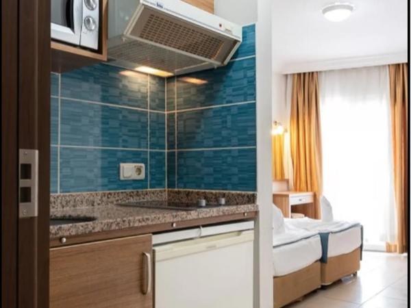 Kleopatra Tuna Apart Hotel : photo 5 de la chambre chambre quadruple confort