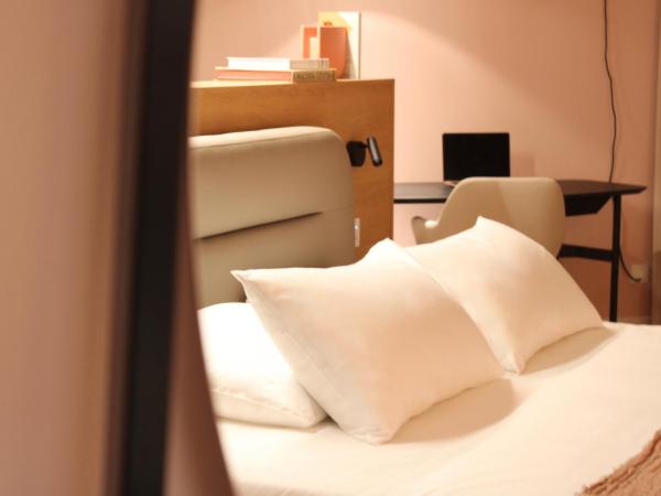 MiHotel Sala : photo 9 de la chambre suite deluxe « rubis »